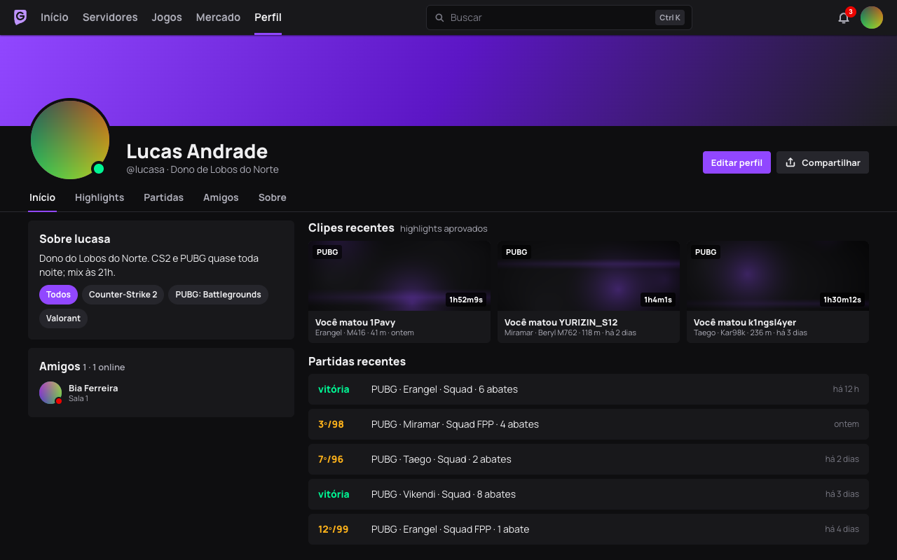 O perfil de Lucas Andrade no Gamerfy: capa roxa, jogos em chips, clipes recentes com três highlights do PUBG e a lista das últimas partidas com colocação e abates.